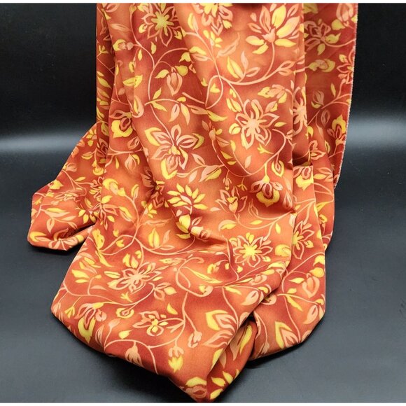 Vintage Floral Fabric By HI-Fashion Fabrics Inc. 44" Wide 3 Yards Non Stretch - Picture 2 of 6